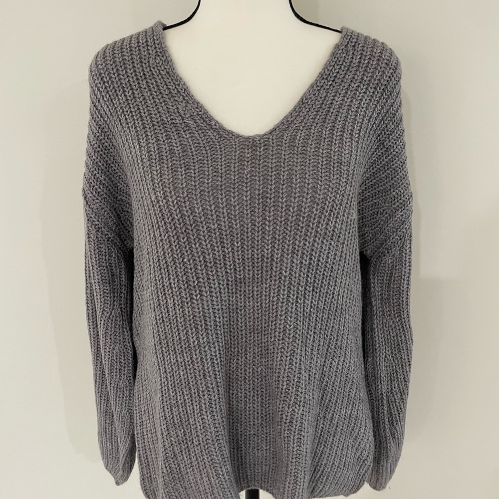 Brave Soul Gray V-Neck Sweater with Ribbed Knit and Relaxed Fit